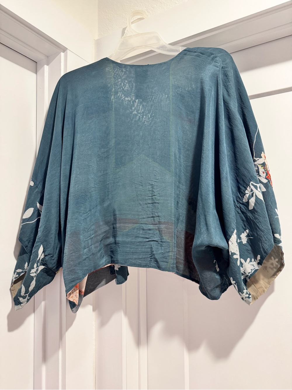 Johnny Was Reversible Floral Open-Front Kimono Jacket in Teal and Multicolor - Picture 2 of 8